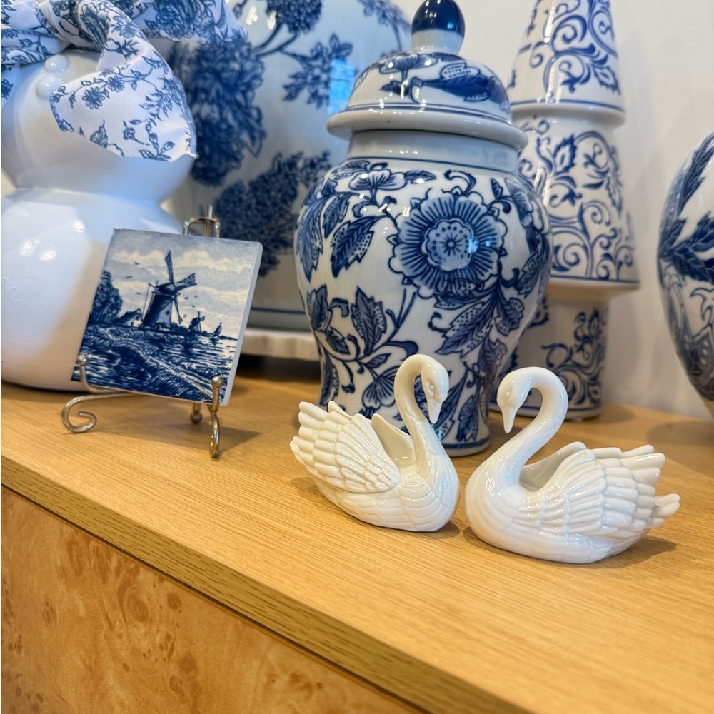 LENOX SWAN